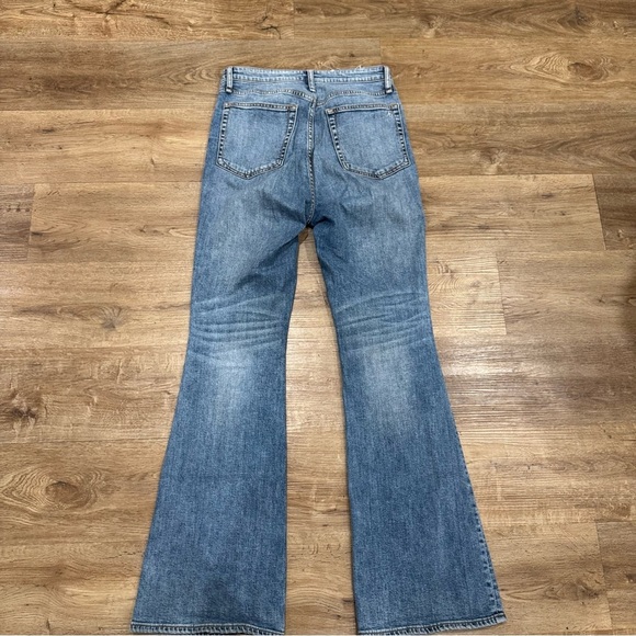 Rag‎ & Bone High Rise Casey Flare - Norwalk Medium Acid Wash Size 30 - Picture 5 of 9